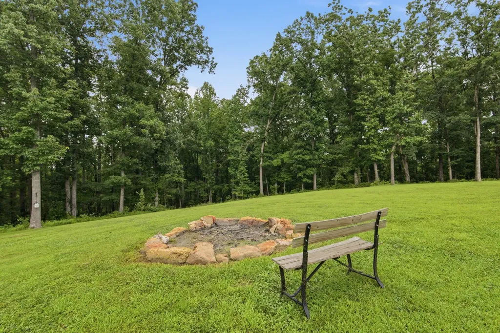1658 Apache Trail Pegram TN 37143