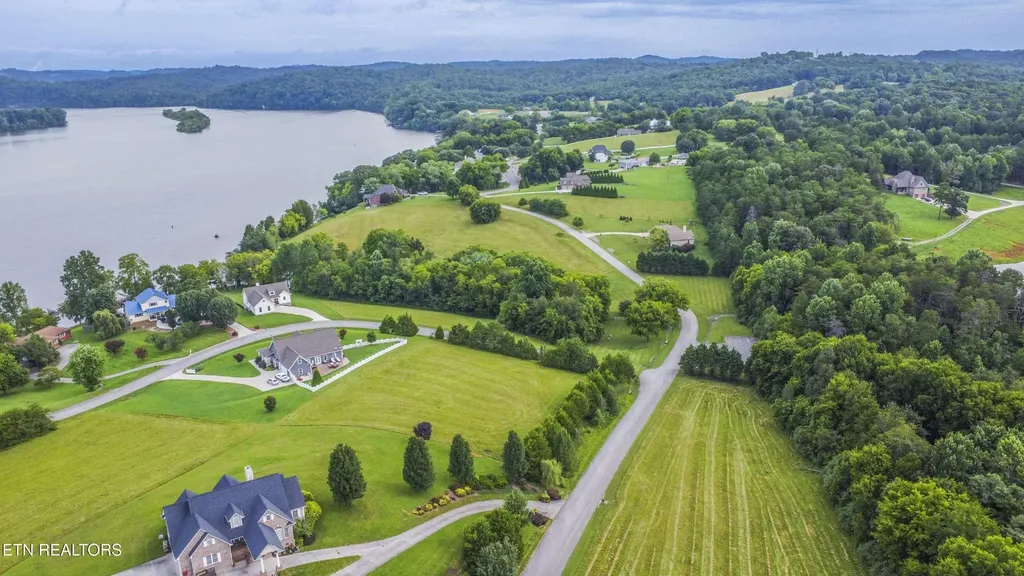 315 Marble Bluff Drive Kingston TN 37763