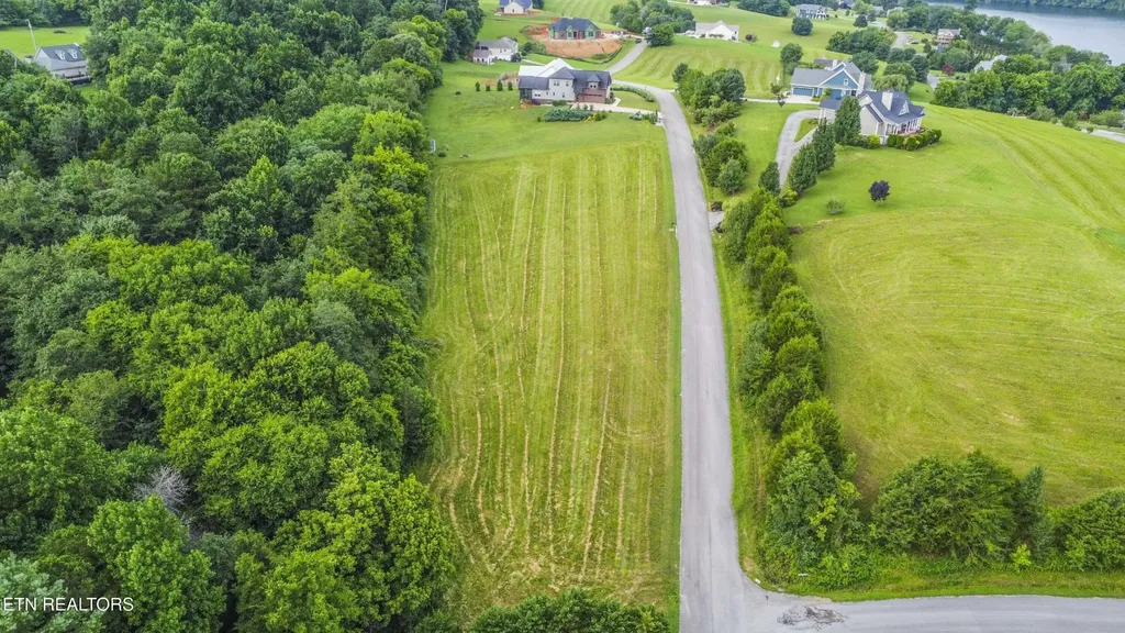 315 Marble Bluff Drive Kingston TN 37763