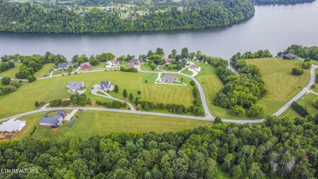 315 Marble Bluff Drive Kingston TN 37763