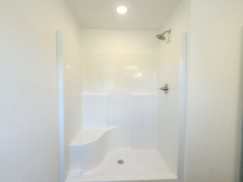 944 Wartrace Highway Pleasant Shade TN 37145