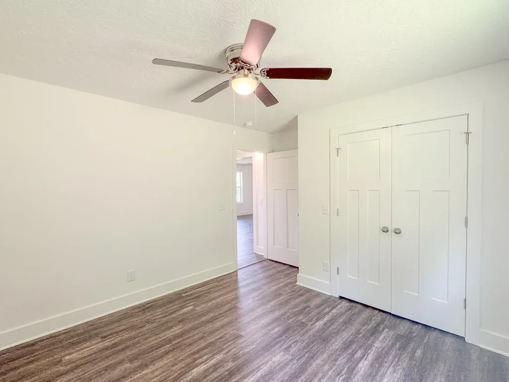 944 Wartrace Highway Pleasant Shade TN 37145