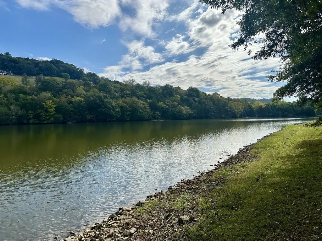 944 Wartrace Highway Pleasant Shade TN 37145