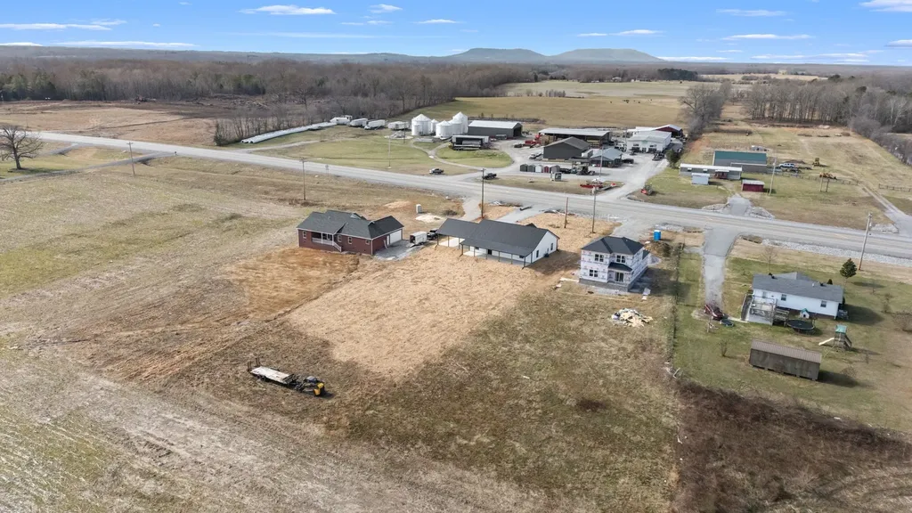 6245 Mcminnville Highway Smithville TN 37166