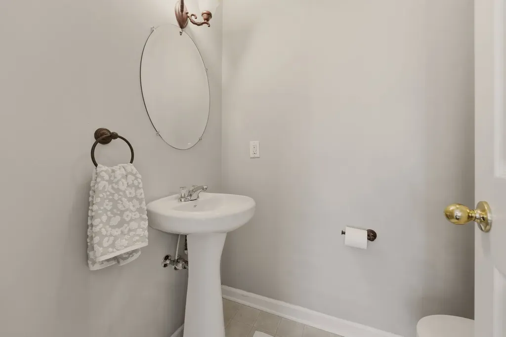 3373 Harpeth Springs Drive Nashville TN 37221