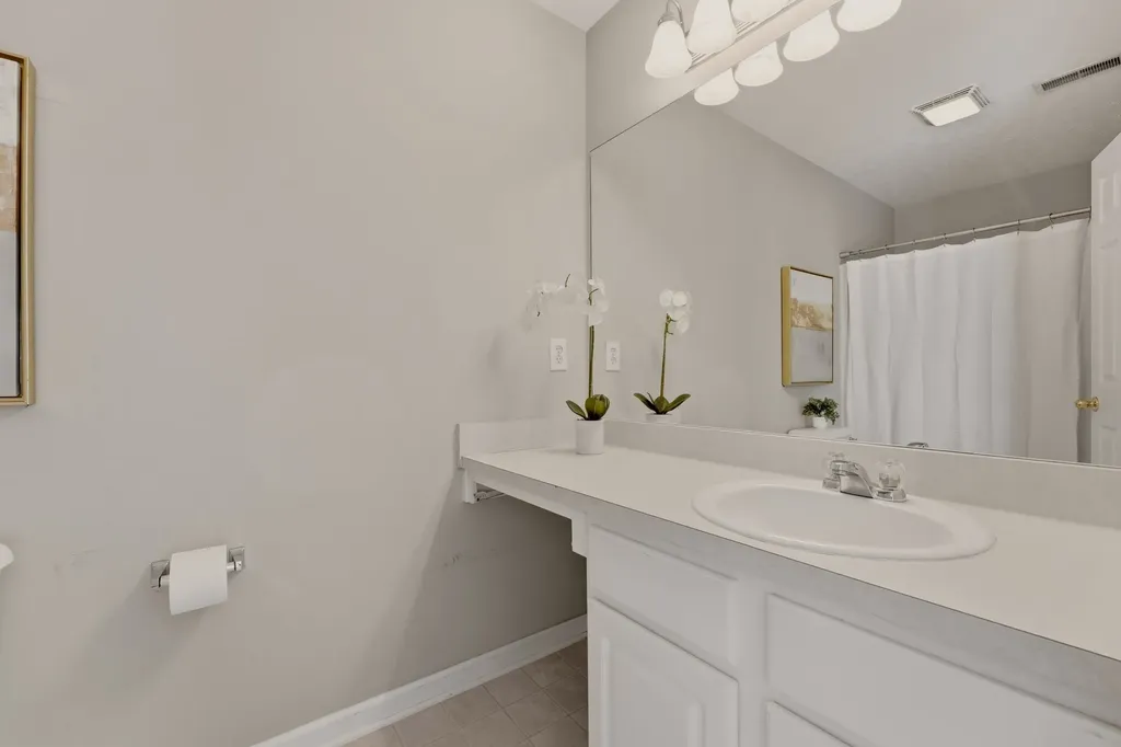 3373 Harpeth Springs Drive Nashville TN 37221