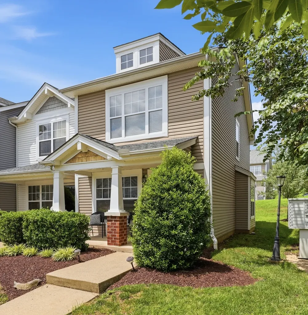 3373 Harpeth Springs Drive Nashville TN 37221