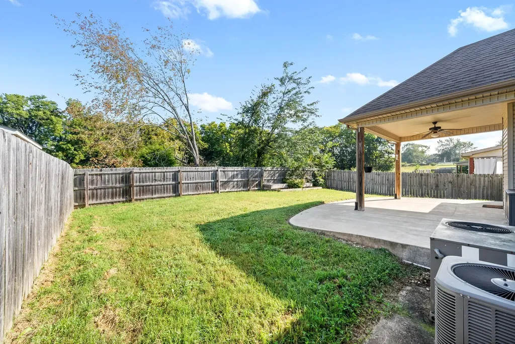 1483 Brew Moss Drive Clarksville TN 37043