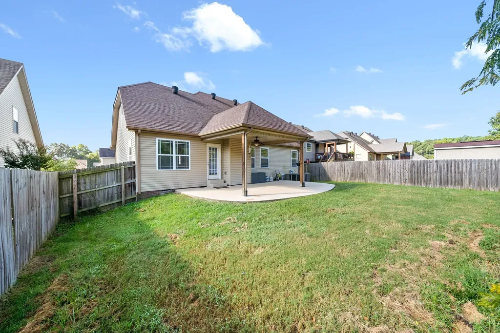 1483 Brew Moss Drive Clarksville TN 37043