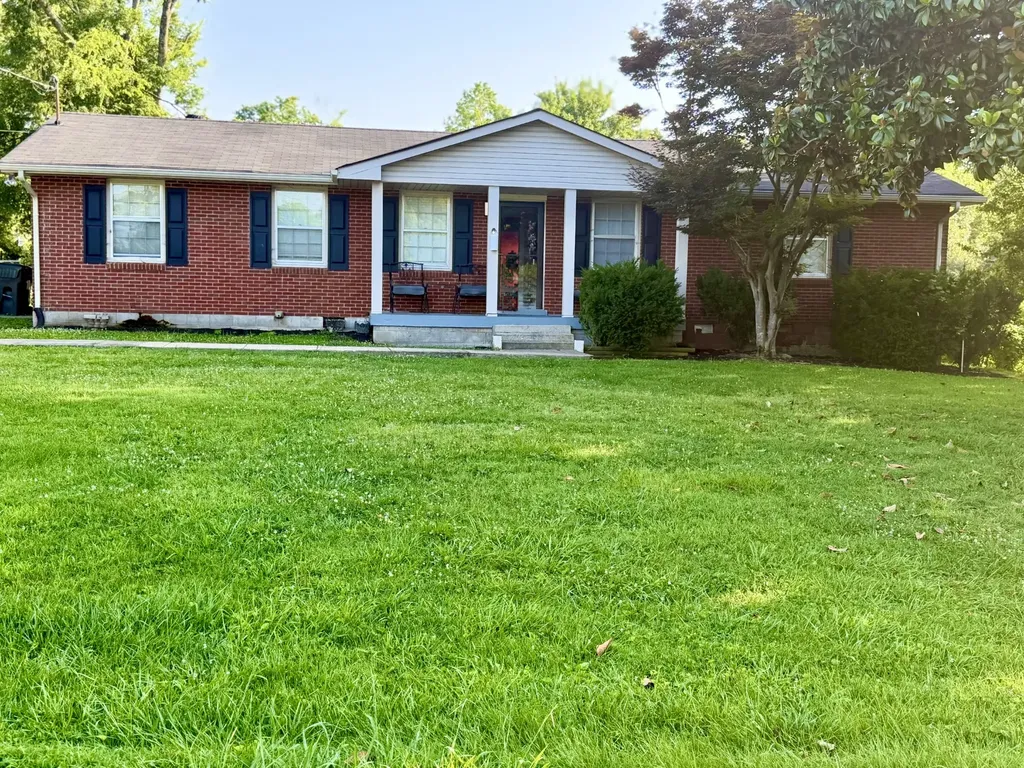 102 Shadydale Drive Hendersonville TN 37075