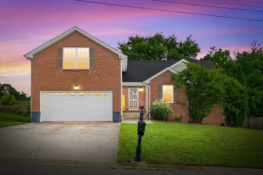 227 Harold Drive Clarksville TN 37040
