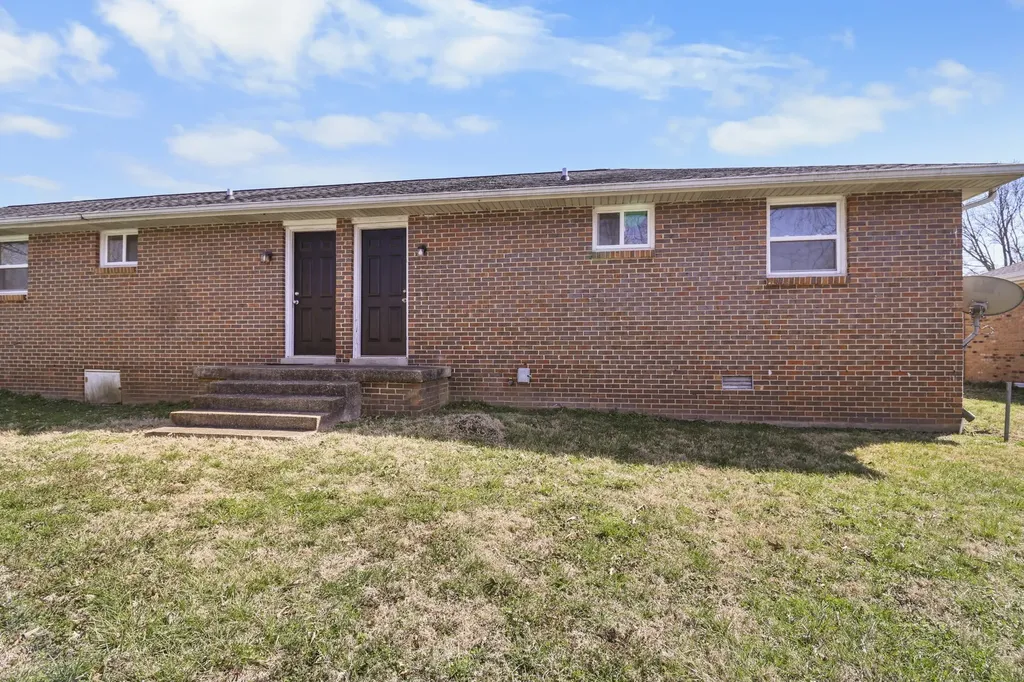 115 Tandy Drive Clarksville TN 37042