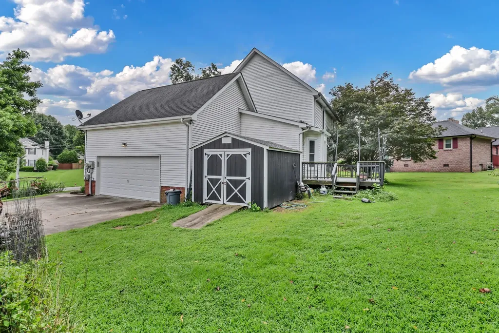 3490 Barkers Mill Road Clarksville TN 37042