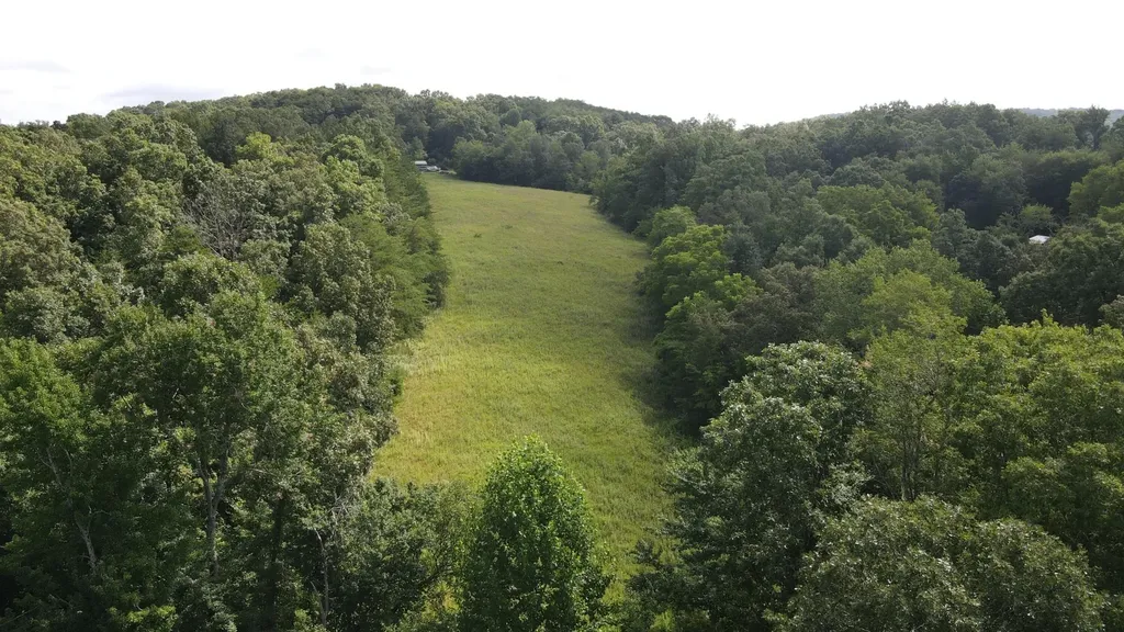 2571 Bellview Road Pikeville TN 37367