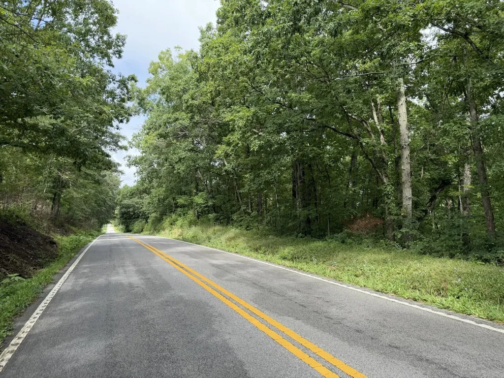 2571 Bellview Road Pikeville TN 37367