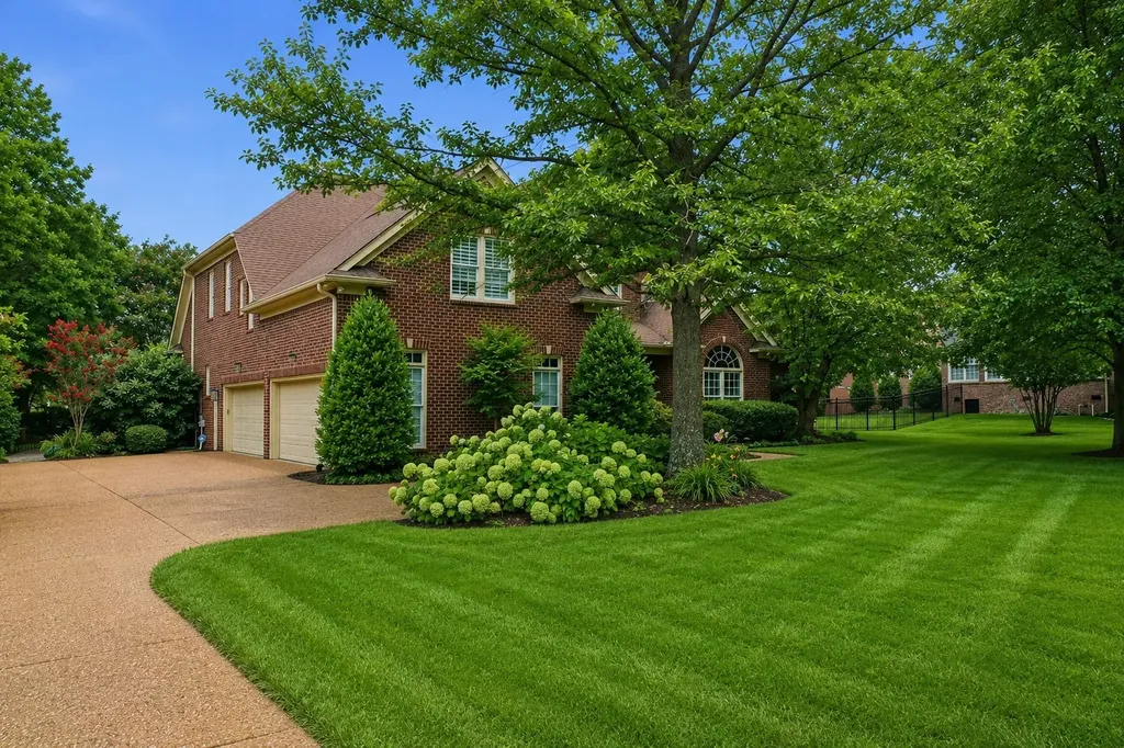 1136 Haverhill Drive Brentwood TN 37027