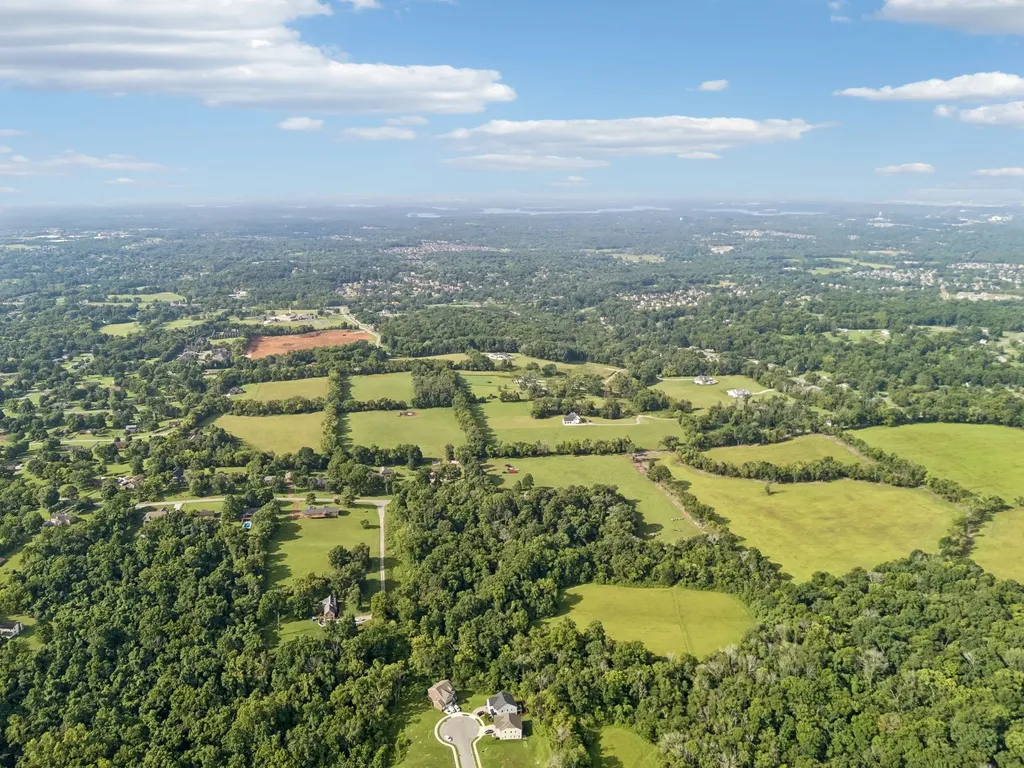 501 Young Drive Mount Juliet TN 37122