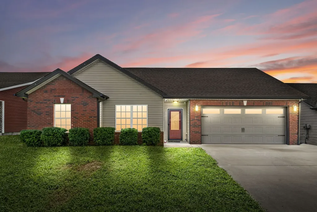 604 Hollow Crest Clarksville TN 37042