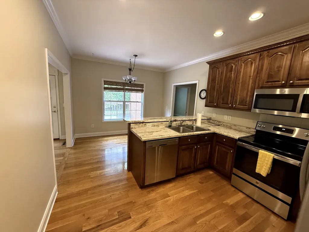 215 Woodson Drive Tullahoma TN 37388