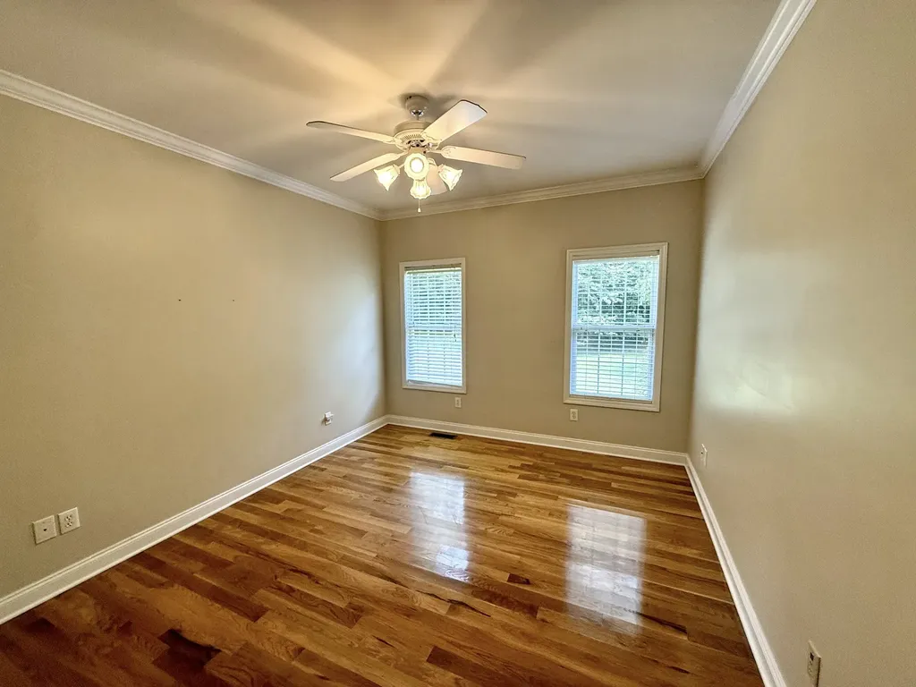 215 Woodson Drive Tullahoma TN 37388