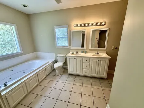 215 Woodson Drive Tullahoma TN 37388