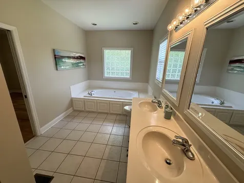 215 Woodson Drive Tullahoma TN 37388