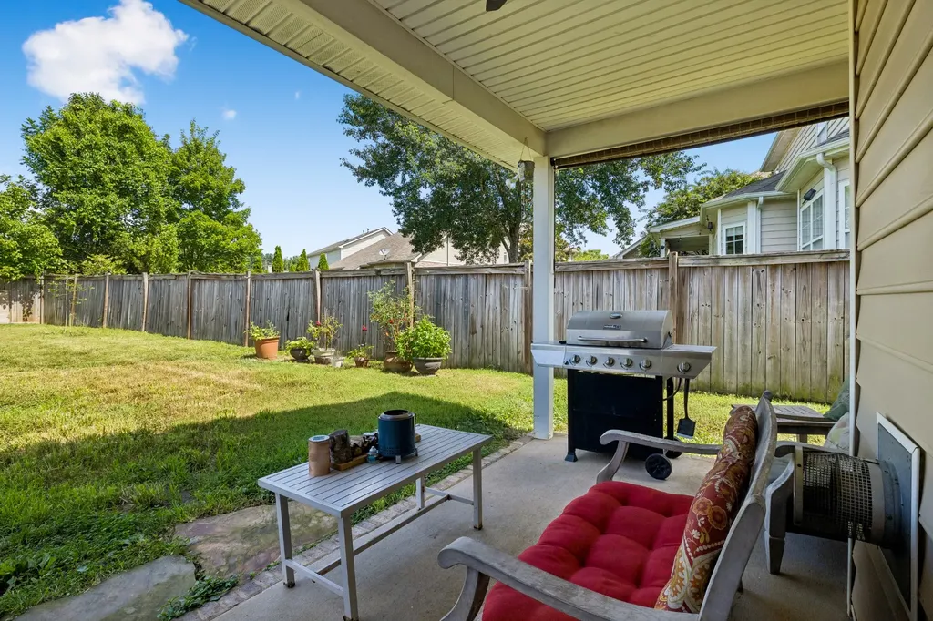 1008 Riverspring Drive Nashville TN 37221