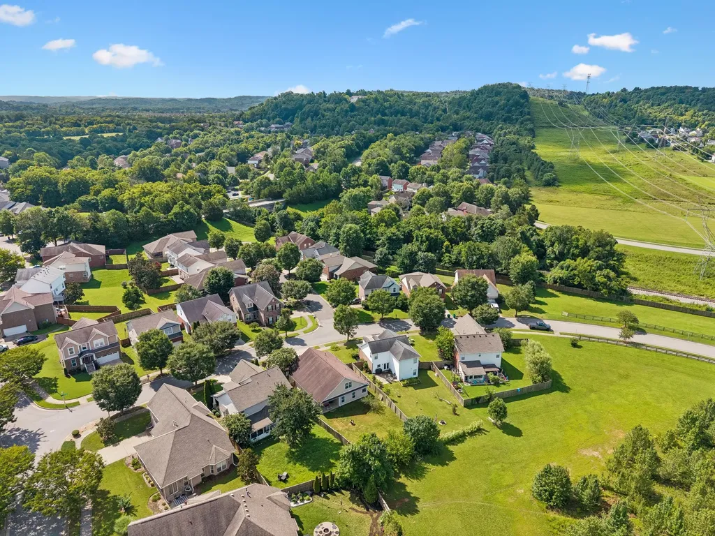 1008 Riverspring Drive Nashville TN 37221