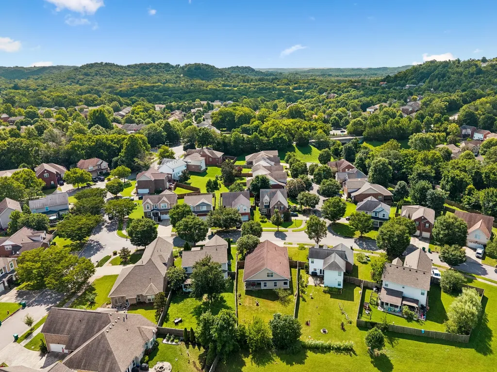 1008 Riverspring Drive Nashville TN 37221