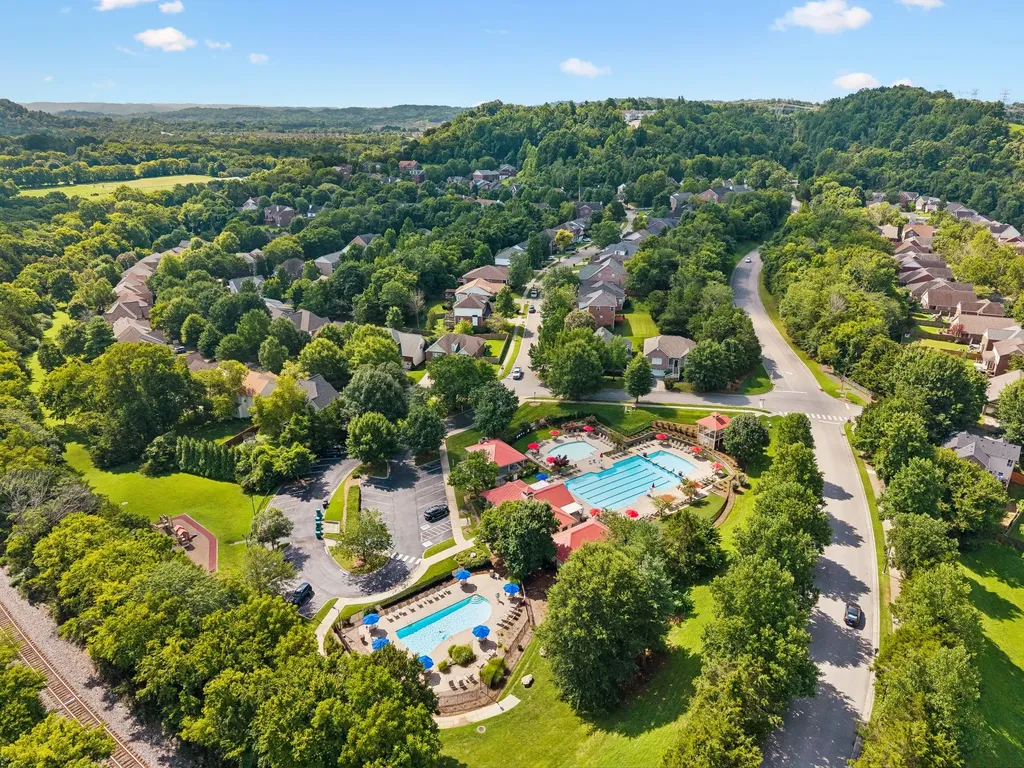 1008 Riverspring Drive Nashville TN 37221