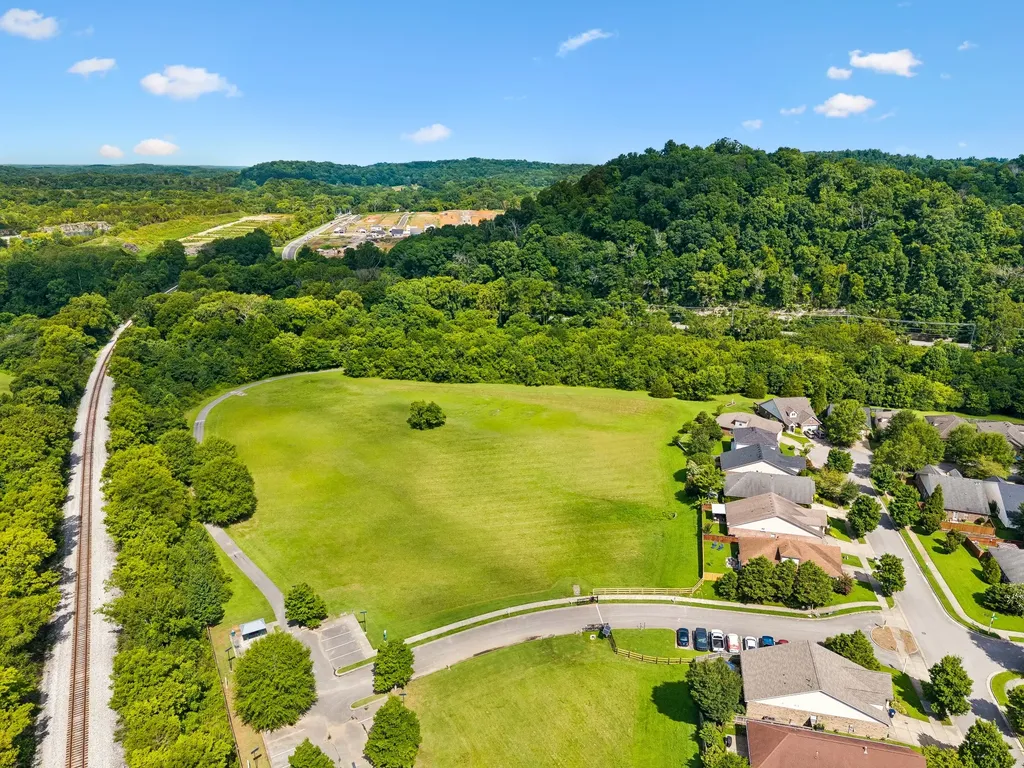 1008 Riverspring Drive Nashville TN 37221