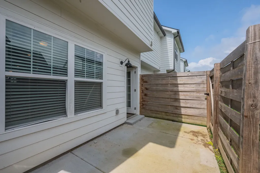 303 E Forge Court White Bluff TN 37187