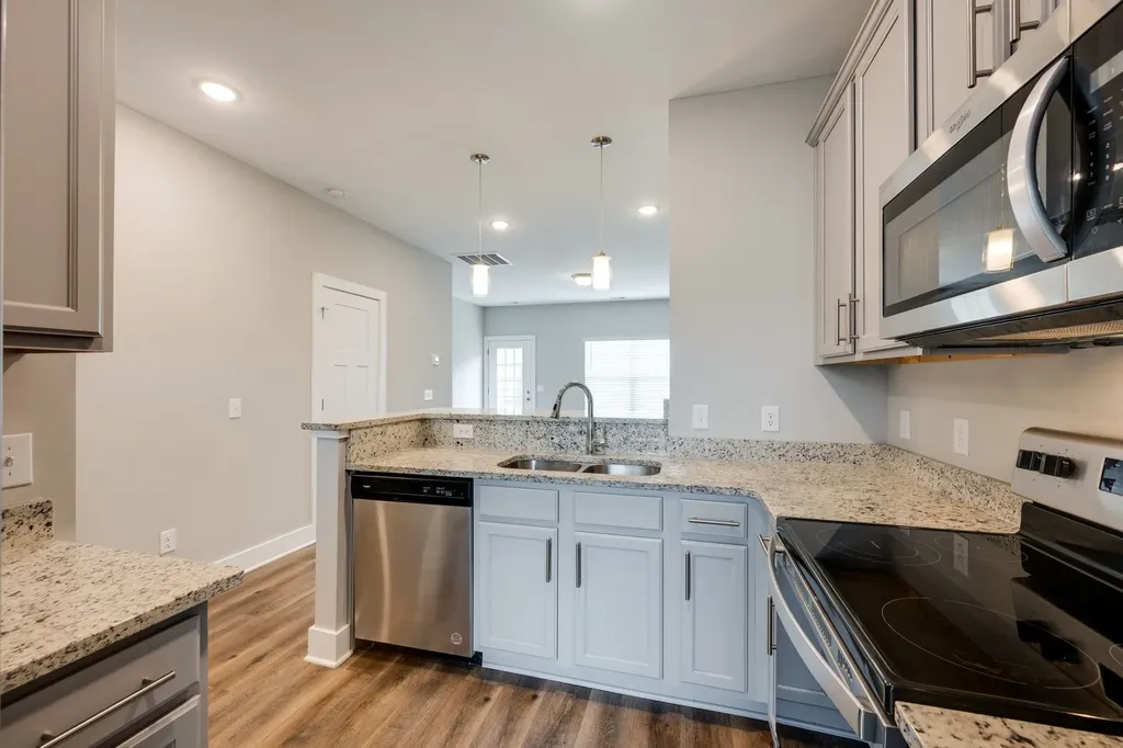 303 E Forge Court White Bluff TN 37187