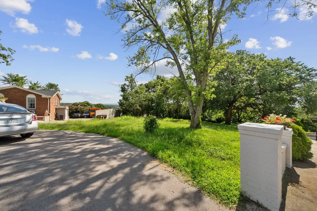 6537 Mercomatic Court Nashville TN 37209
