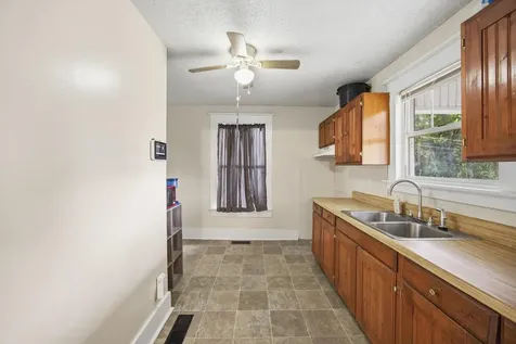 3906 14th Avenue Chattanooga TN 37407