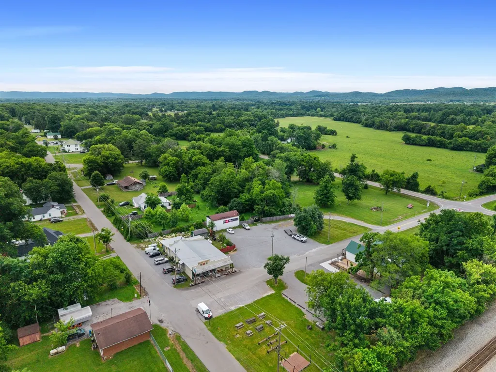 7011 Main Street Christiana TN 37037
