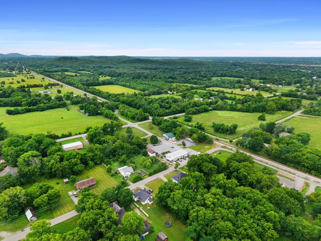 7011 Main Street Christiana TN 37037