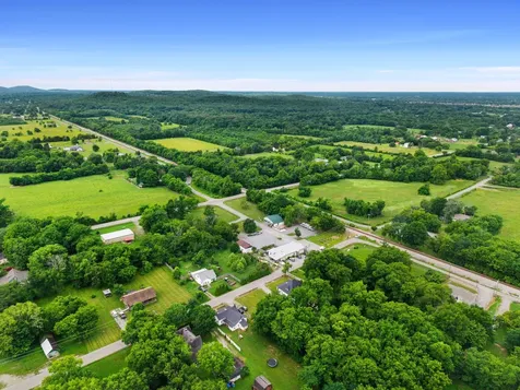 7011 Main Street Christiana TN 37037