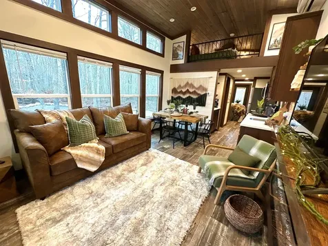 32 Mossy Rock Lane Monteagle TN 37356