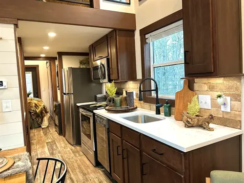 32 Mossy Rock Lane Monteagle TN 37356