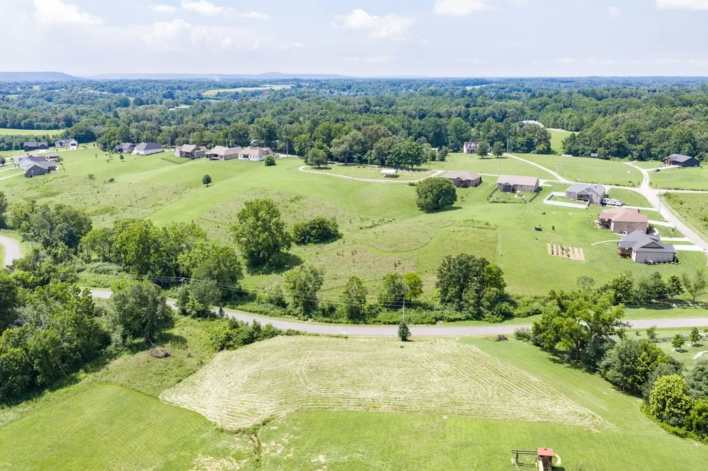 612 Thompson Creek Lane Cookeville TN 38506