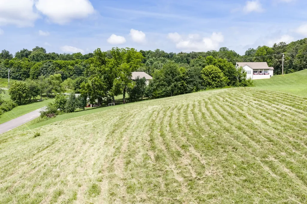 612 Thompson Creek Lane Cookeville TN 38506