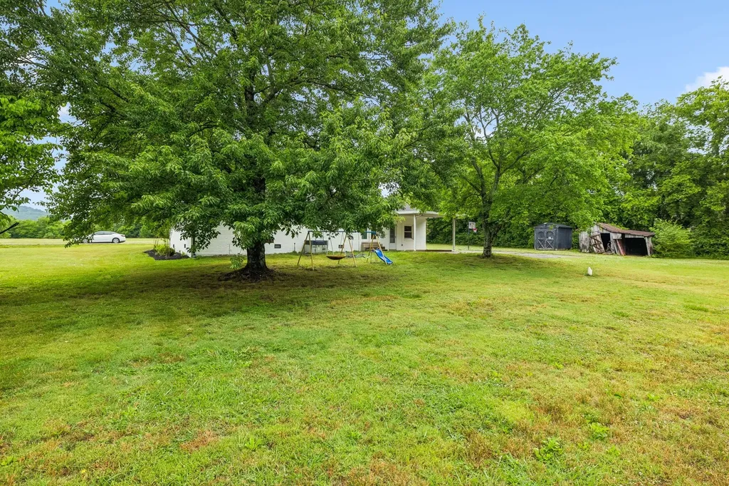 174 Young Road Lebanon TN 37090