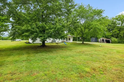 174 Young Road Lebanon TN 37090