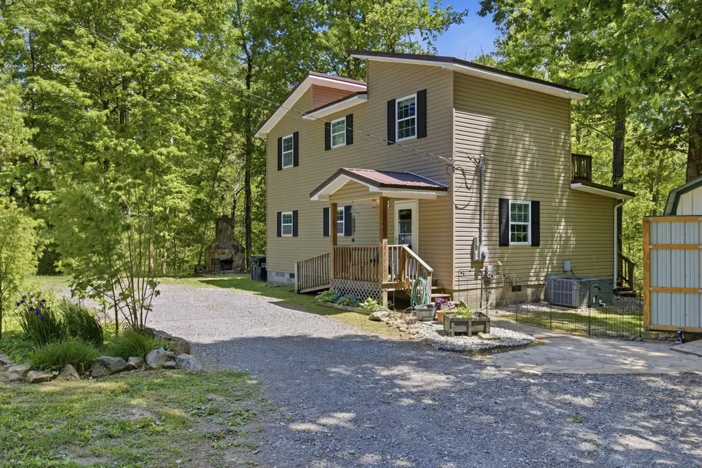 134 Old Union Dunlap TN 37327