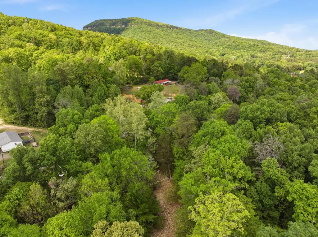 134 Old Union Dunlap TN 37327