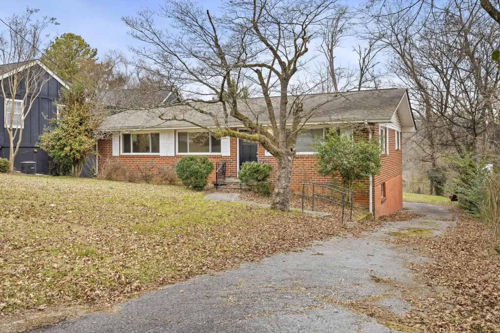 1227 Duane Road Chattanooga TN 37405