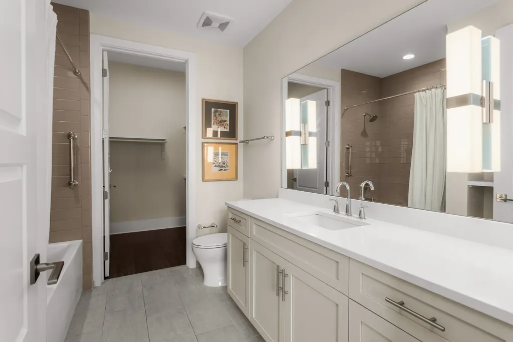 20 Rutledge Street Nashville TN 37210