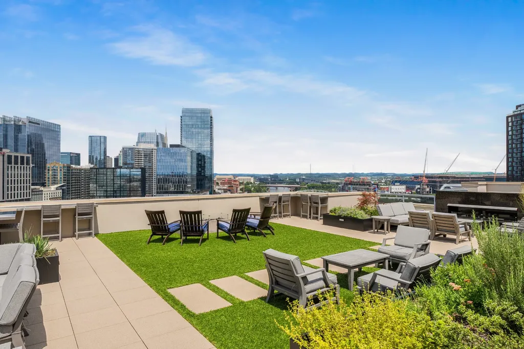 20 Rutledge Street Nashville TN 37210