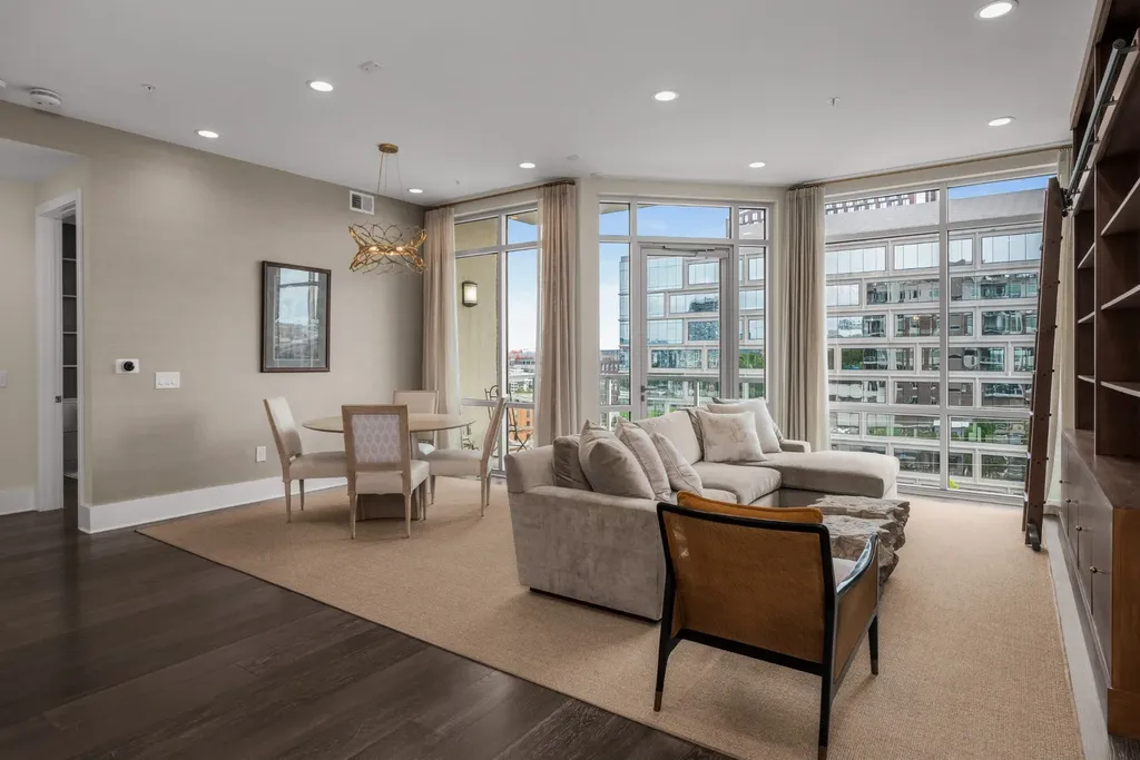 20 Rutledge Street Nashville TN 37210